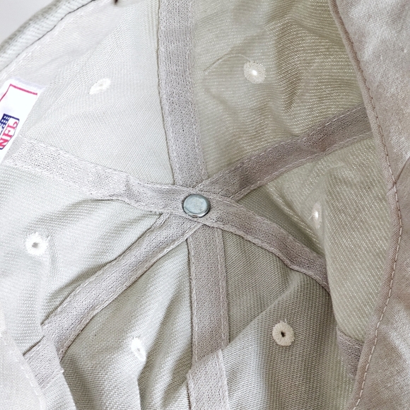 Vintage NFL Tampa Bay Bucs Hat Y2K Buccaneers Khaki Strapback Cotton Cap - Picture 8 of 13